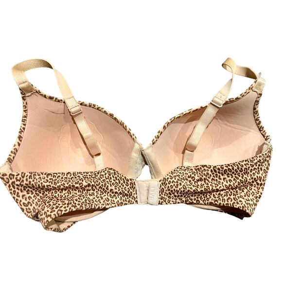 BALI Leopard Print 34D Underwire, Lined, Adjustable, Hook Loop, Light Padding - Picture 2 of 5